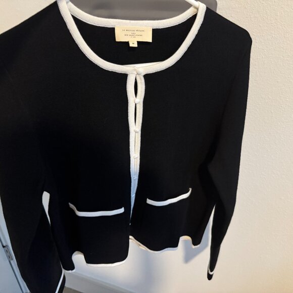 NWOT Sezane Brielle Cardigan size M in Black Ecru - Picture 4 of 7